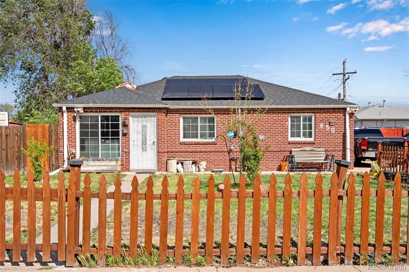 850 Peoria St, Aurora, CO 80011