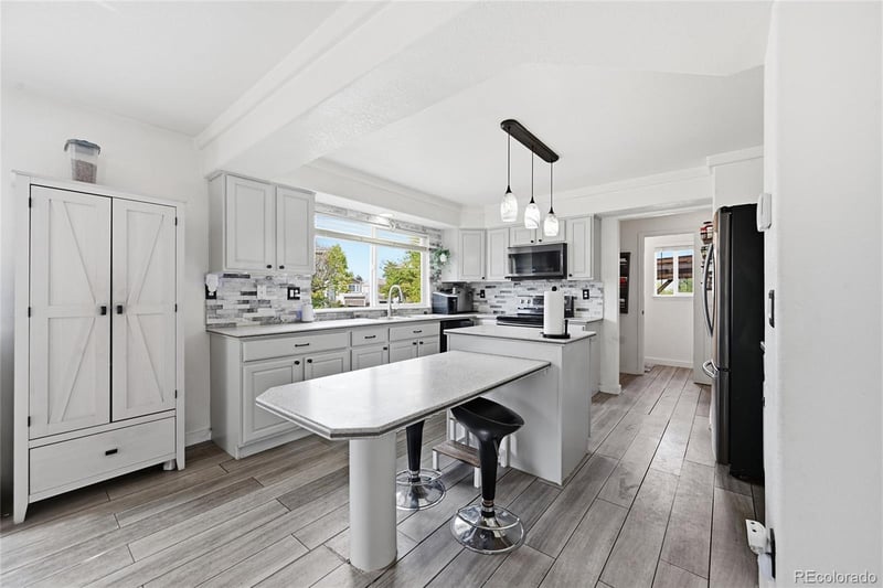 4335 Lyndenwood Point, Highlands Ranch, CO 80130