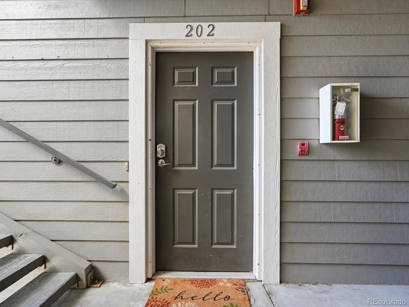 2575 Syracuse Way #H202, Denver, CO 80231