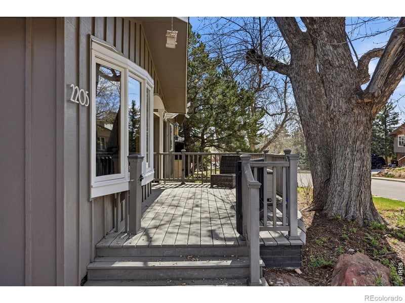 2205 Hillsdale Cir, Boulder, CO 80305