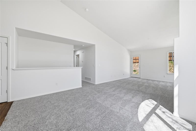 38 Mystic Ln, Palmer Lake, CO 80133