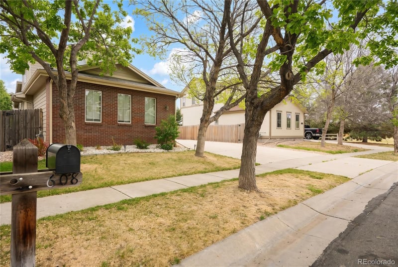 608 Hayloft Way, Brighton, CO 80601