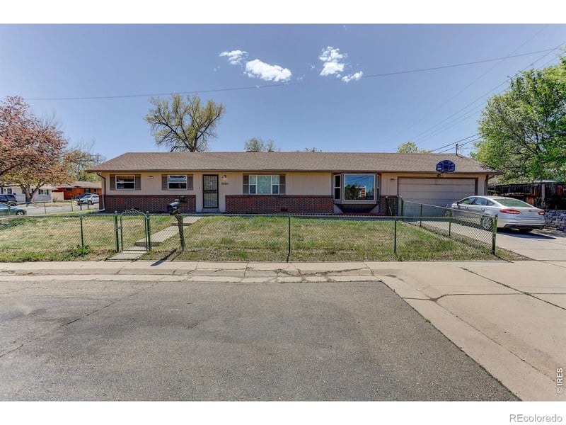 9900 57th Pl, Arvada, CO 80002
