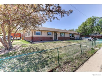 9900 57th Pl, Arvada, CO 80002