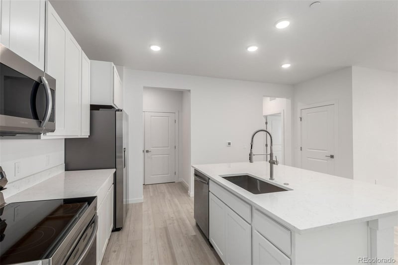 6153 Ceylon St #204, Denver, CO 80249
