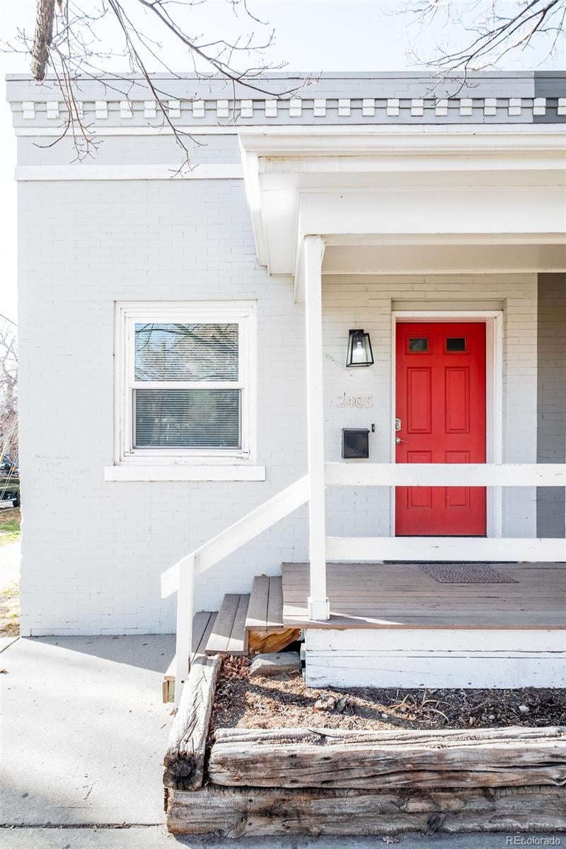 2405-2411 Tremont Pl, Denver, CO 80205