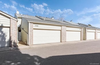 7580 Cove Cir, Centennial, CO 80122