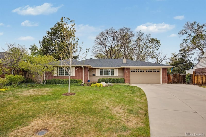 3047 S Holly Pl, Denver, CO 80222