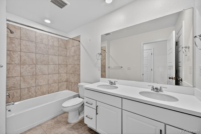 17114 91st Ln, Arvada, CO 80007