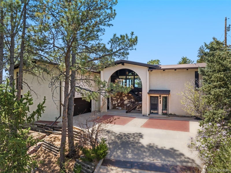 15061 Pleasant View Dr, Colorado Springs, CO 80921