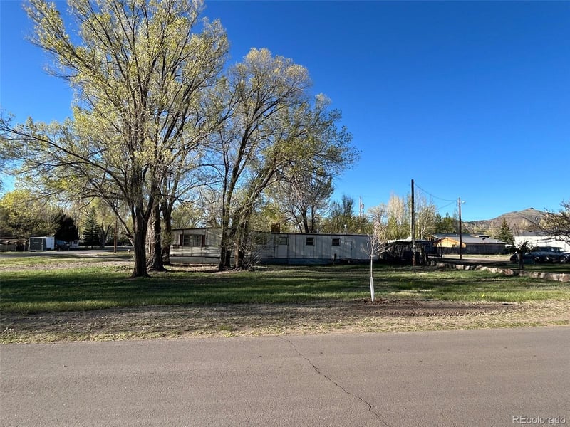 1115 Denver Ave, Saguache, CO 81149