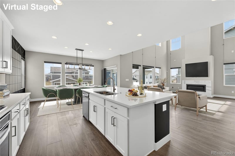 127 Oak Hill Way, Aurora, CO 80018