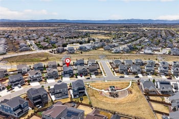 127 Oak Hill Way, Aurora, CO 80018