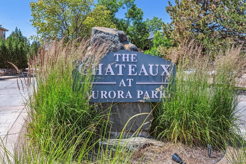 2330 Salem Cir, Aurora, CO 80014