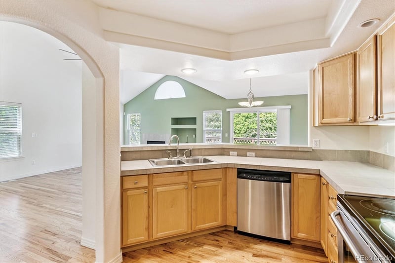 2330 Salem Cir, Aurora, CO 80014