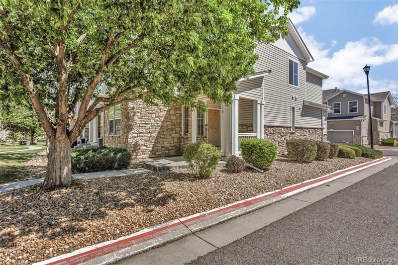 9758 Laredo St #17E, Commerce City, CO 80022