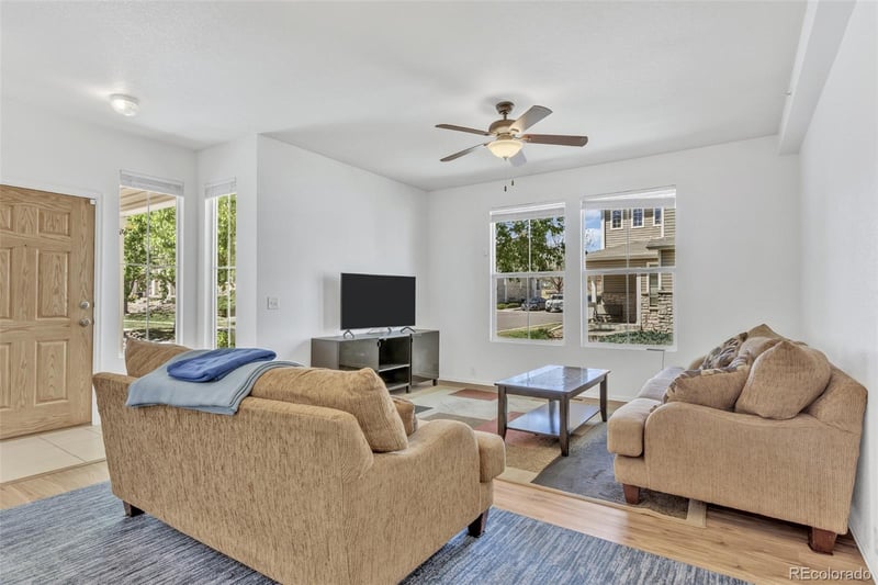 9758 Laredo St #17E, Commerce City, CO 80022