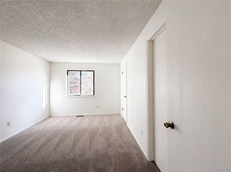 1912 24th Ave, Longmont, CO 80501