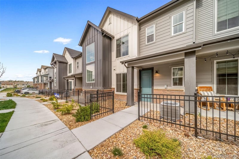 475 Millwall Cir, Castle Pines, CO 80108