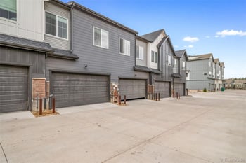 475 Millwall Cir, Castle Pines, CO 80108