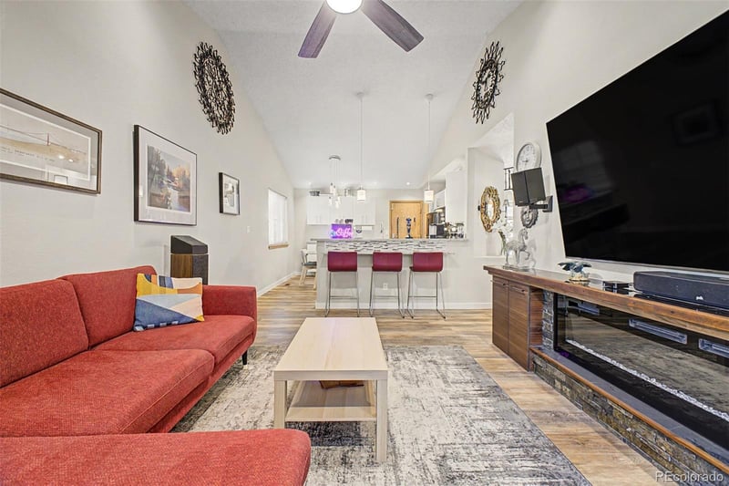 4299 Ireland St, Aurora, CO 80013