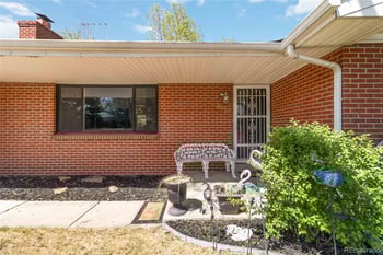 6905 4th Ave, Lakewood, CO 80226