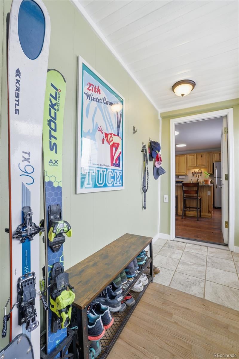 617 6th St, Leadville, CO 80461