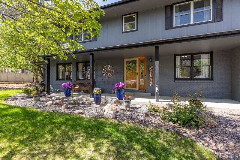16547 W 73rd Dr, Arvada, CO 80007