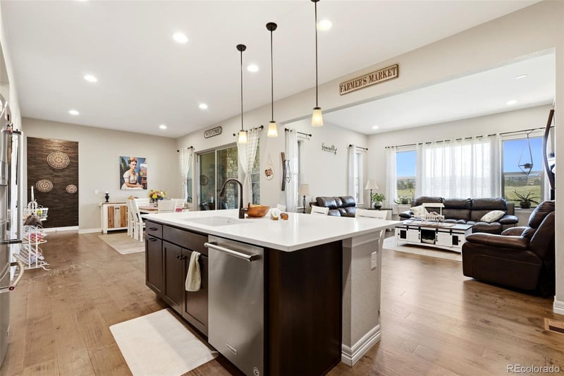 8641 De Gaulle Ct, Aurora, CO 80016
