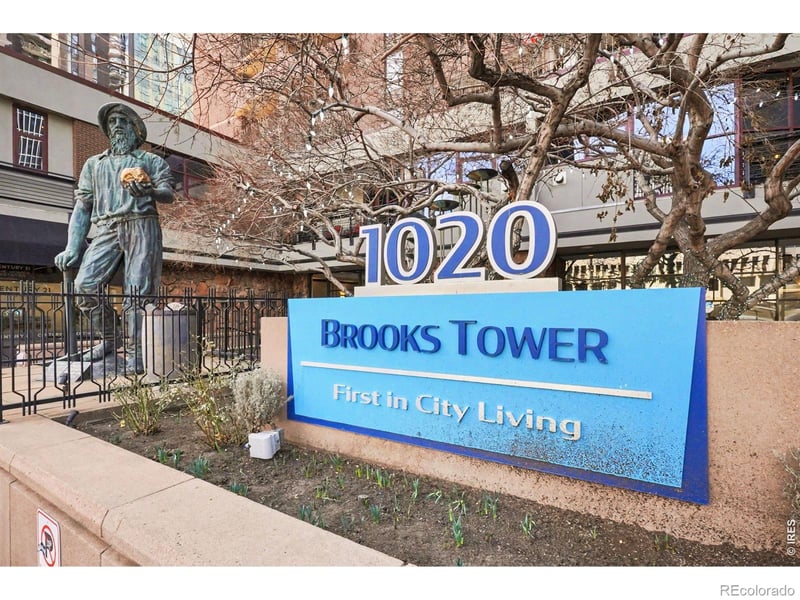 1020 15th St #32L, Denver, CO 80202