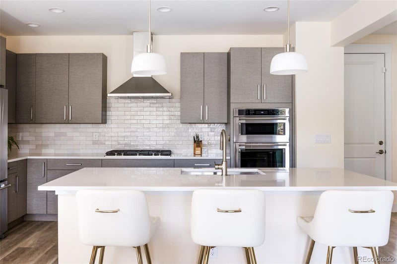 5620 Zuni Ct, Denver, CO 80221