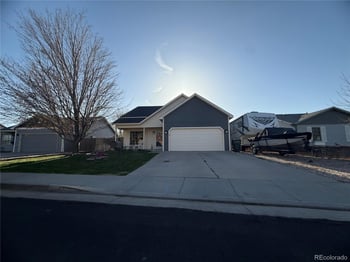 328 Glacier Ave, Brush, CO 80723