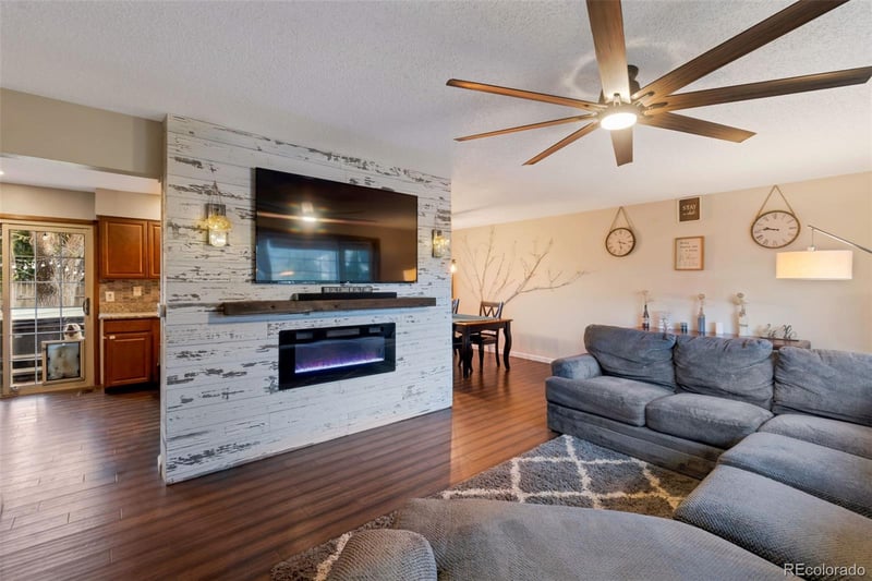 8822 Arbor Ave, Littleton, CO 80123