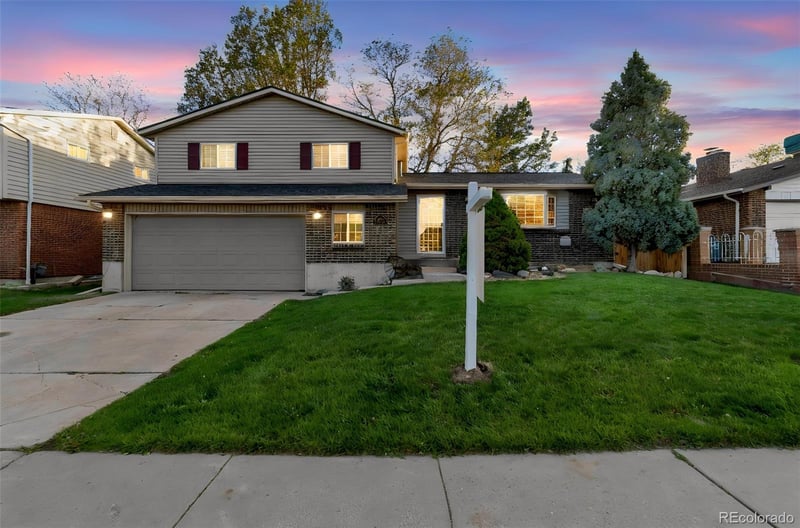 8822 Arbor Ave, Littleton, CO 80123
