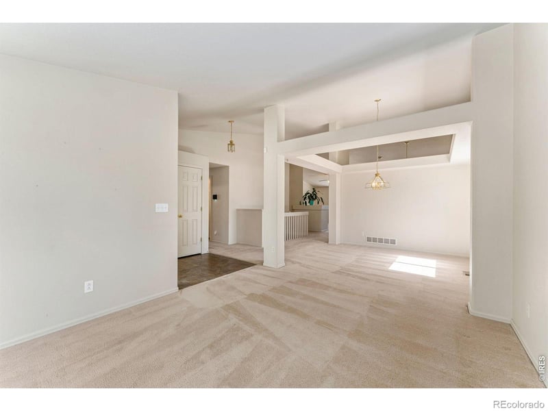 2244 Santa Fe Dr, Longmont, CO 80504