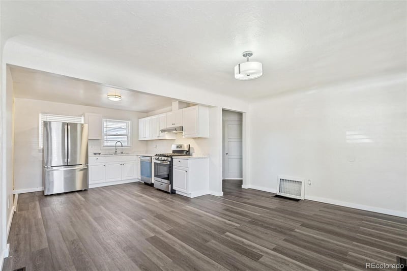 320 Stuart St, Denver, CO 80219