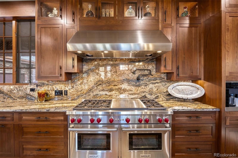 77 Comstock Pl, Castle Rock, CO 80108