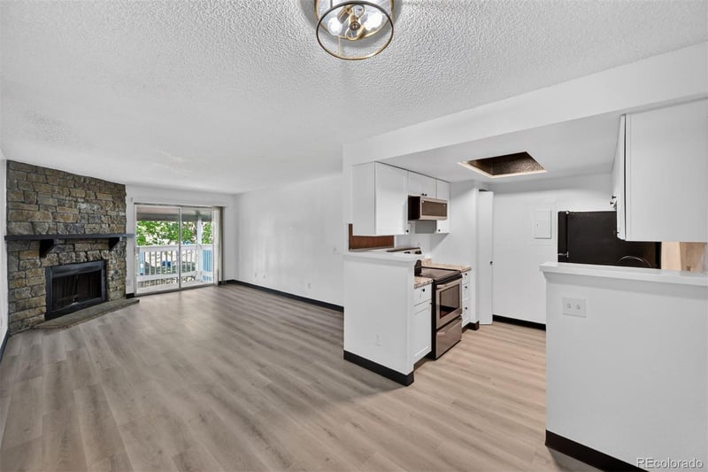 14404 Colorado Dr #204, Aurora, CO 80012