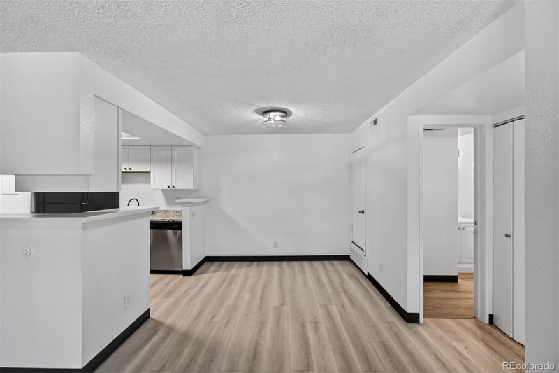 14404 Colorado Dr #204, Aurora, CO 80012