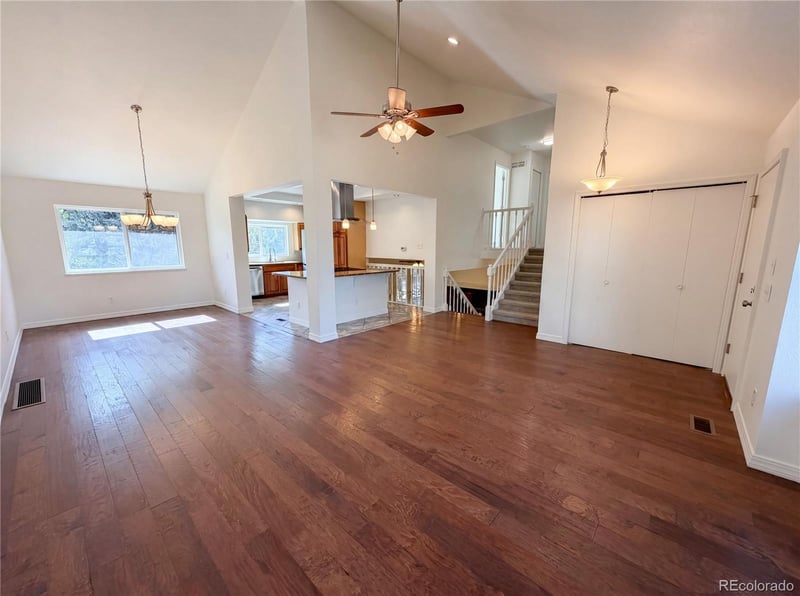 10330 Weaver Pl, Englewood, CO 80111