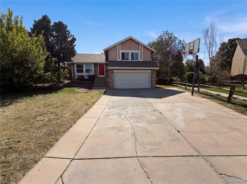 10330 Weaver Pl, Englewood, CO 80111