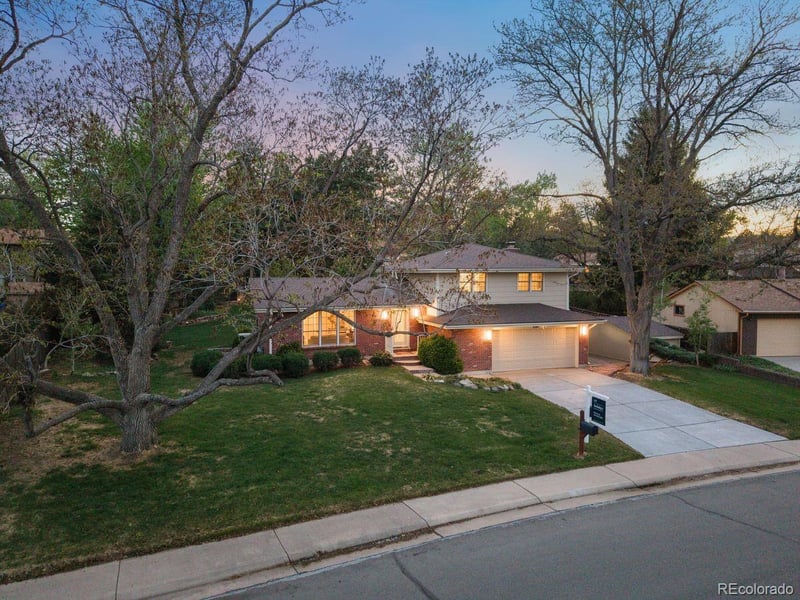 2161 Dover Way, Lakewood, CO 80227