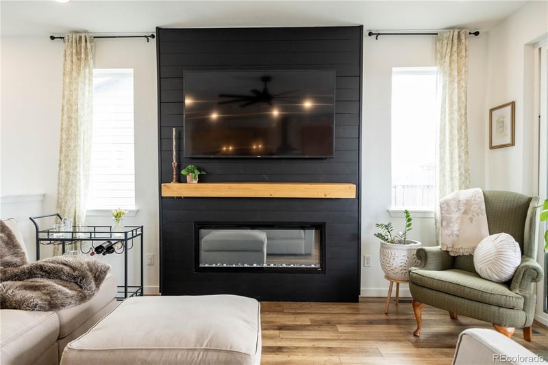 8696 Hotchkiss St, Littleton, CO 80125