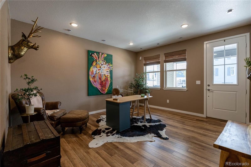 8696 Hotchkiss St, Littleton, CO 80125
