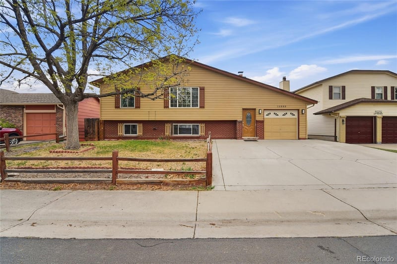15969 18th Pl, Aurora, CO 80011