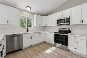 422 Boulder Ln, Johnstown, CO 80534