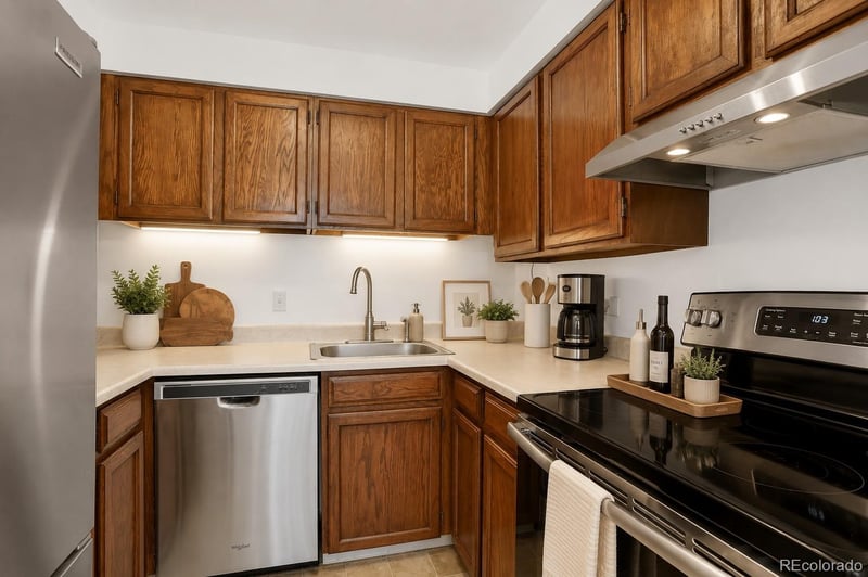 1366 Garfield St #206, Denver, CO 80206