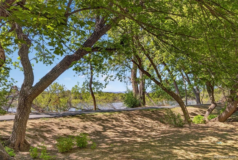 8625 Garland Ct, Arvada, CO 80005