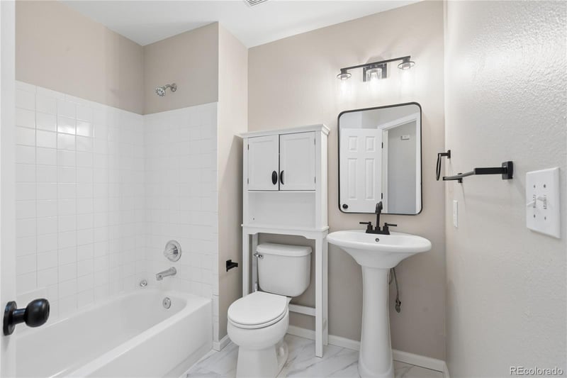 10606 Hyacinth Ct, Highlands Ranch, CO 80129