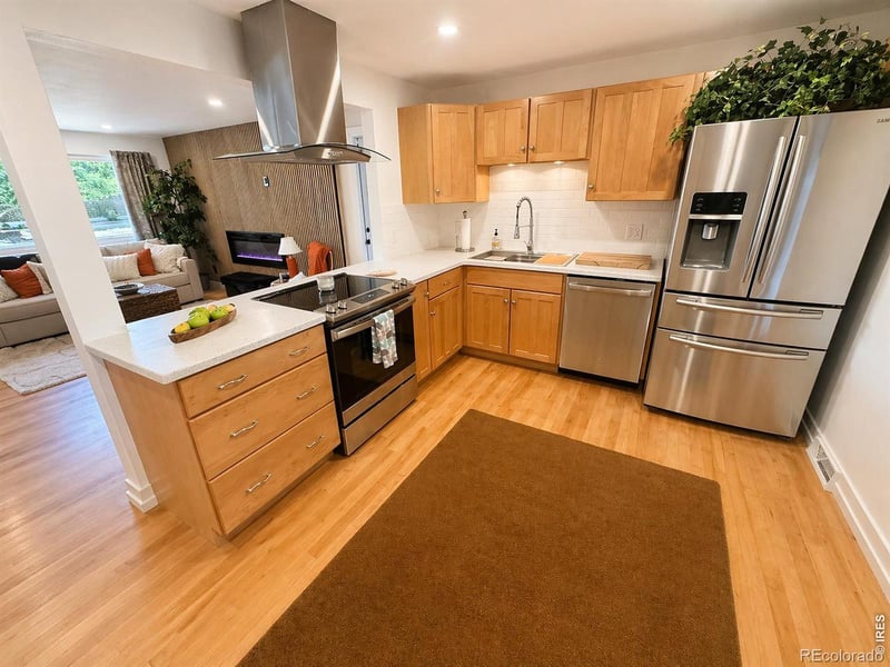 6518 Xavier St, Arvada, CO 80003